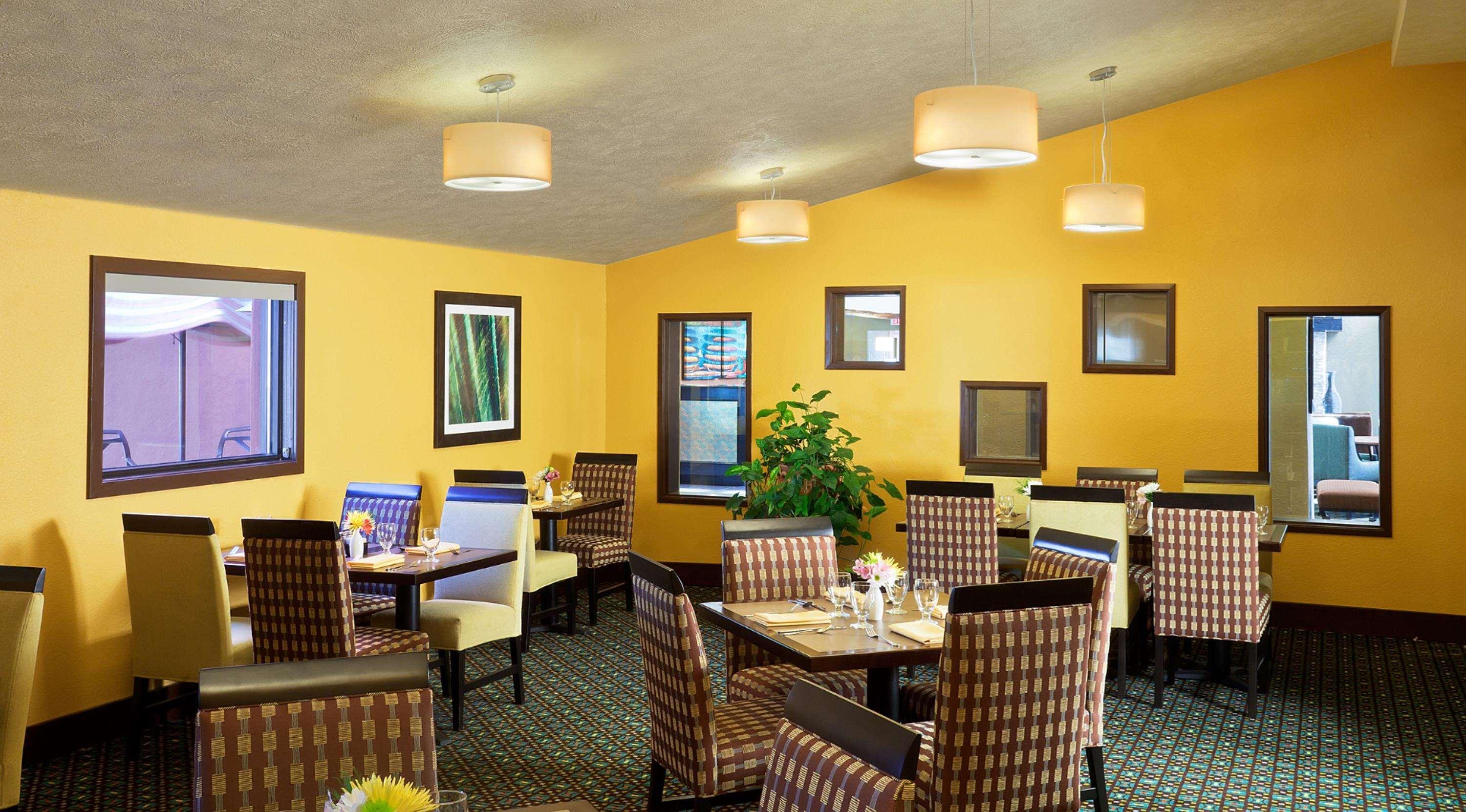 Doubletree By Hilton Santa Fe Otel Restoran fotoğraf
